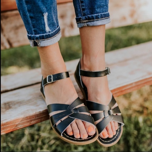 Salt Water Sandals by Hoy | Shoes | Saltwater Sandals Women Sz 6 Hoy Sz 4  Black Euc | Poshmark